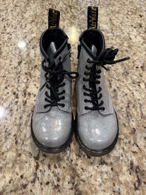 Sz10 Dr. Martens Kids Silver Glitter Lace-Up Combat Boots